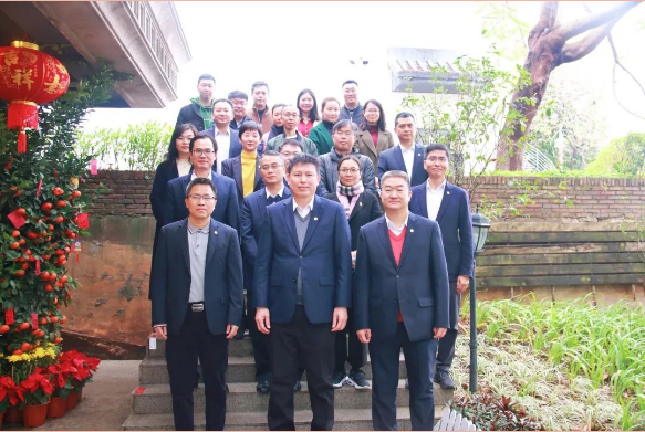 新春開工首日廣州輕工集團領導走訪慰問新仕誠公司，送祝福鼓干勁